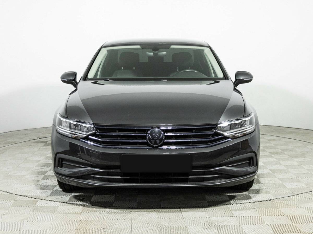 Купить Volkswagen Passat с пробегом. Фото: #1