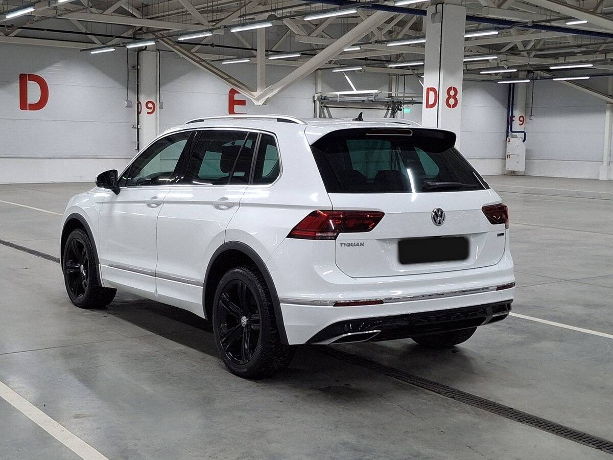 Купить Volkswagen Tiguan с пробегом. Фото: #6