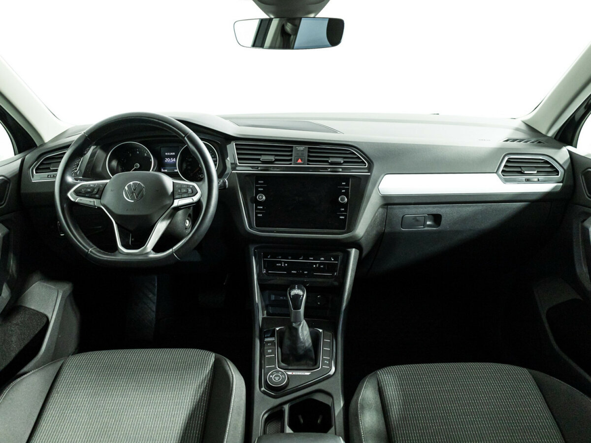 Купить Volkswagen Tiguan с пробегом. Фото: #12