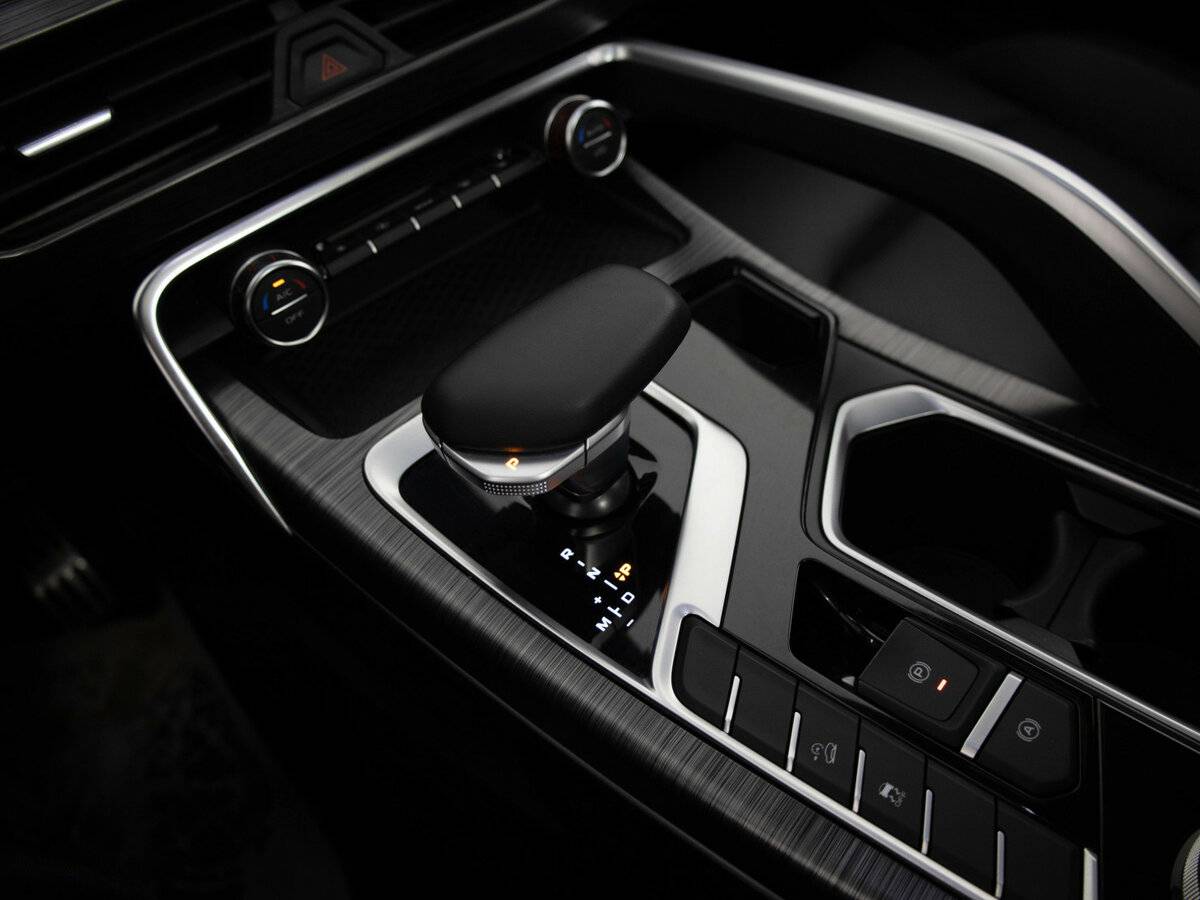 Купить Geely Tugella с пробегом. Фото: #9