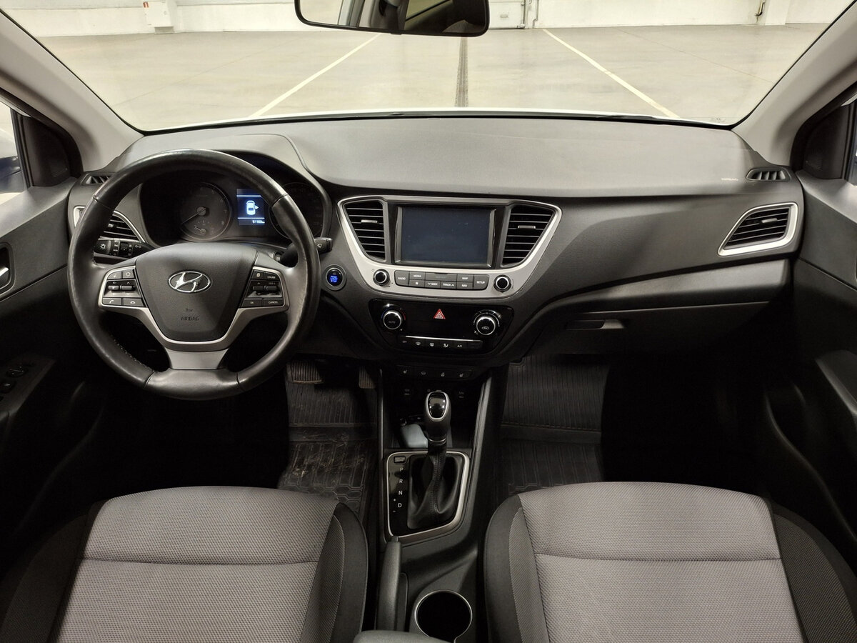 Купить Hyundai Solaris с пробегом. Фото: #13