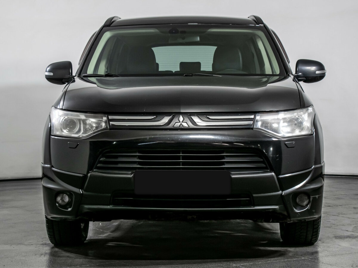 Купить Mitsubishi Outlander с пробегом. Фото: #1