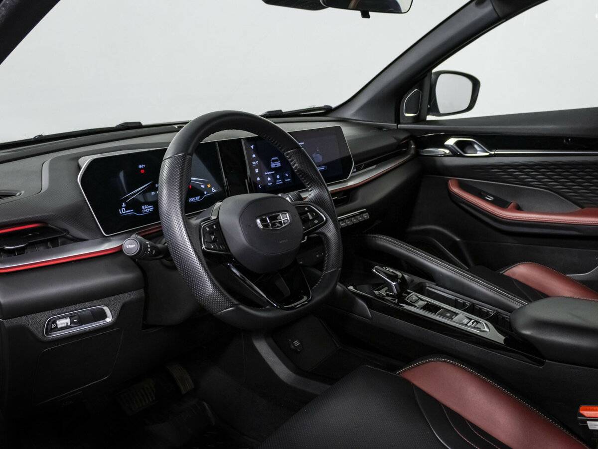 Купить Geely Coolray с пробегом. Фото: #7