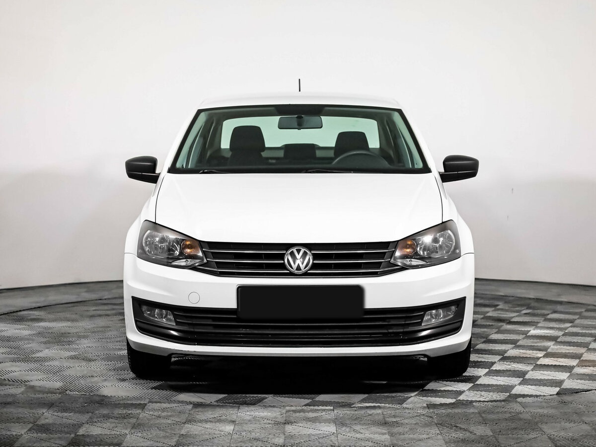Купить Volkswagen Polo с пробегом. Фото: #1