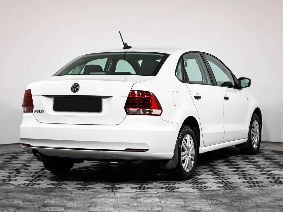 Купить Volkswagen Polo с пробегом. Фото: #3