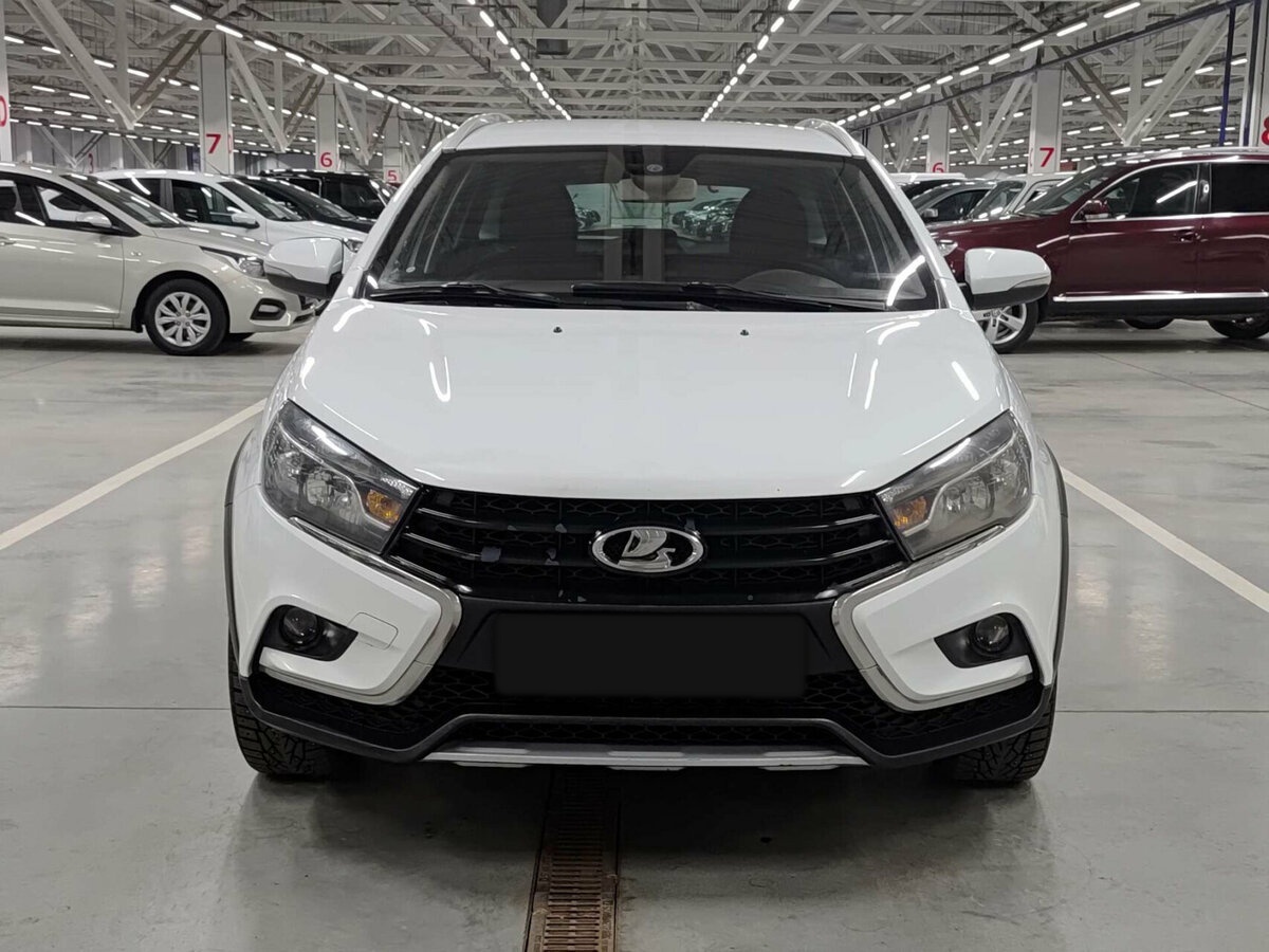 Купить Lada (ВАЗ) Vesta с пробегом. Фото: #1