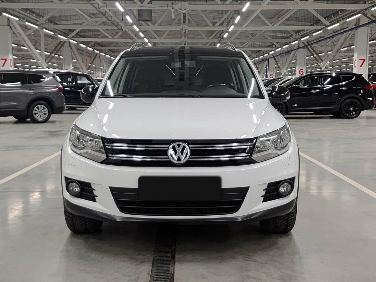 Купить Volkswagen Tiguan с пробегом. Фото: #1