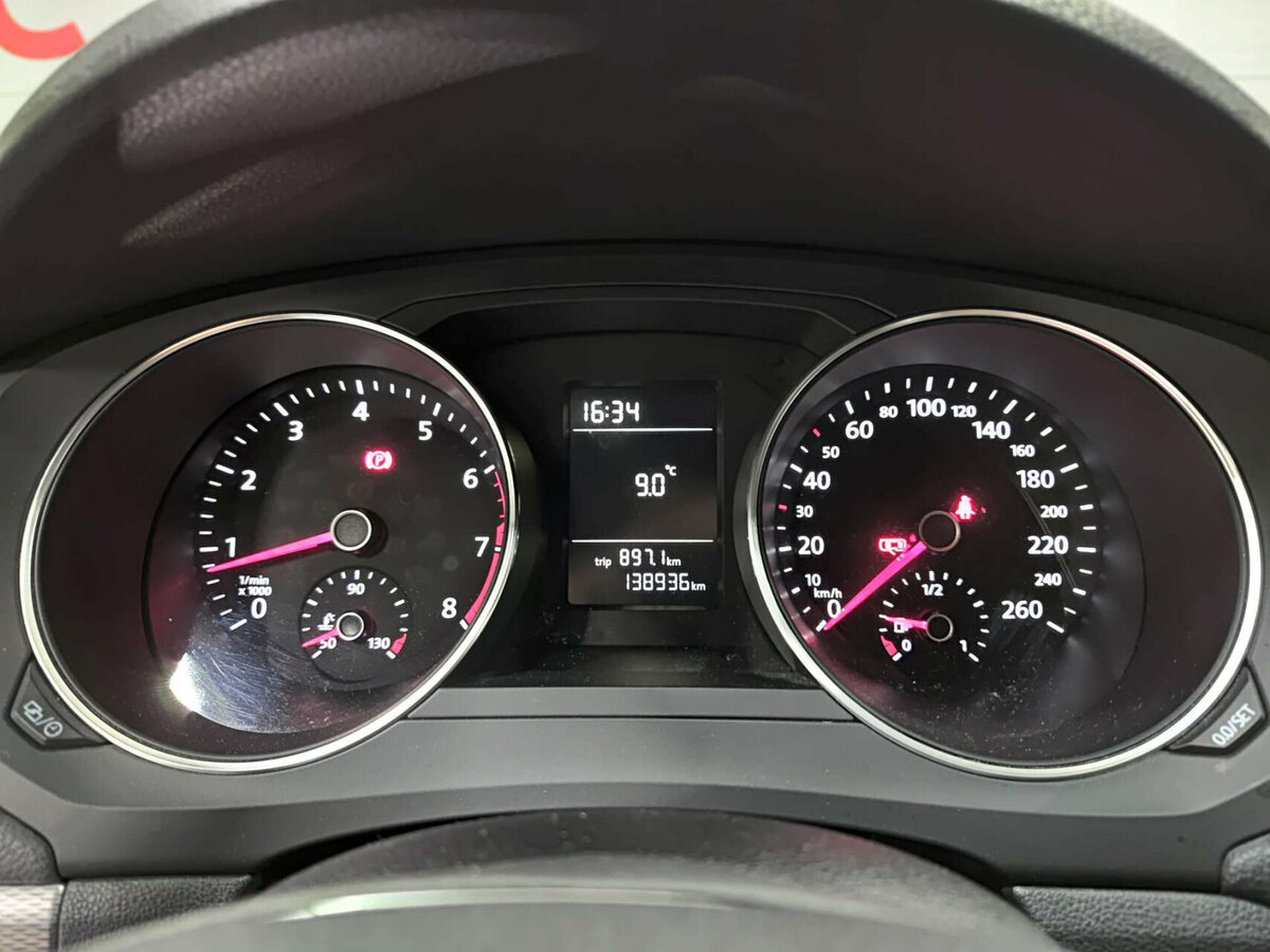 Купить Volkswagen Jetta с пробегом. Фото: #12