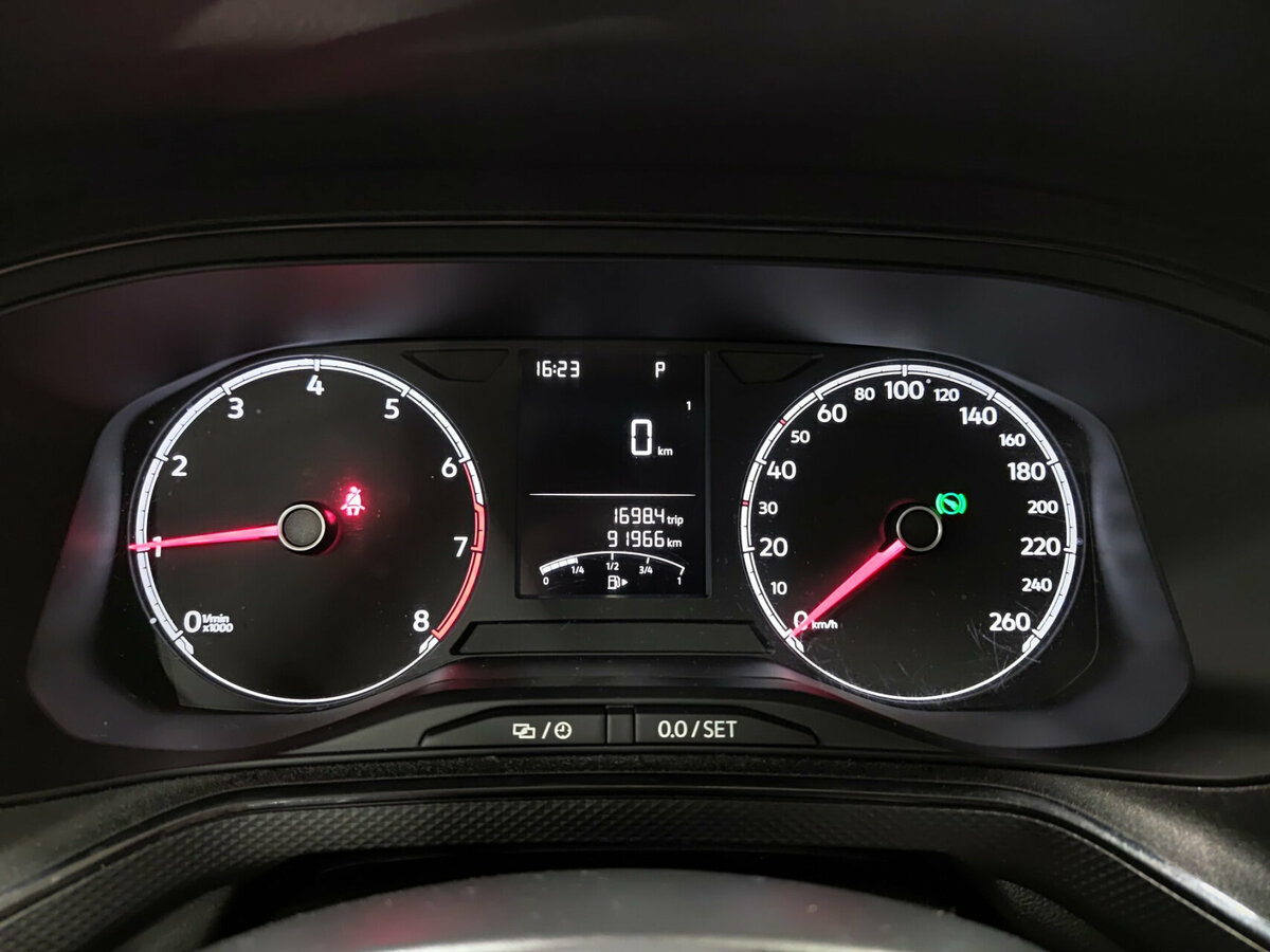 Купить Volkswagen Polo с пробегом. Фото: #12