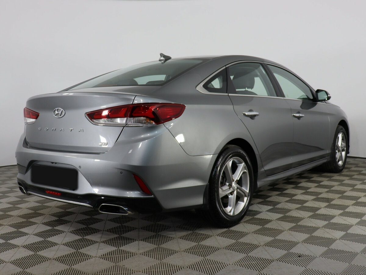 Купить Hyundai Sonata с пробегом. Фото: #3