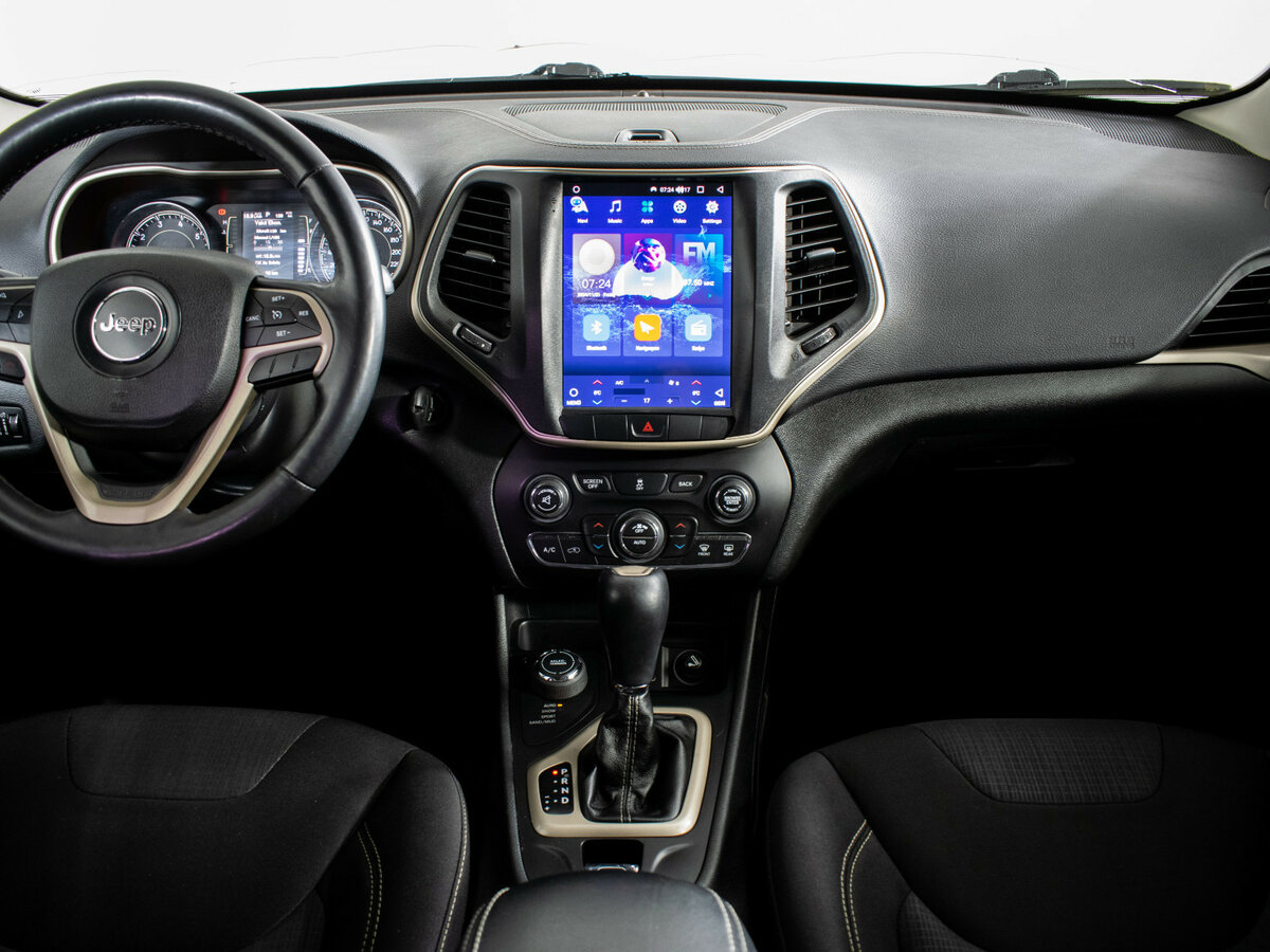 Купить Jeep Cherokee с пробегом. Фото: #10