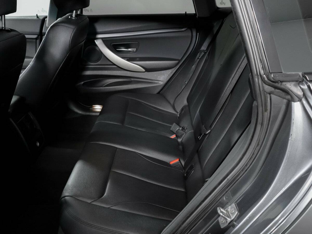 Купить BMW 3 серии с пробегом. Фото: #9