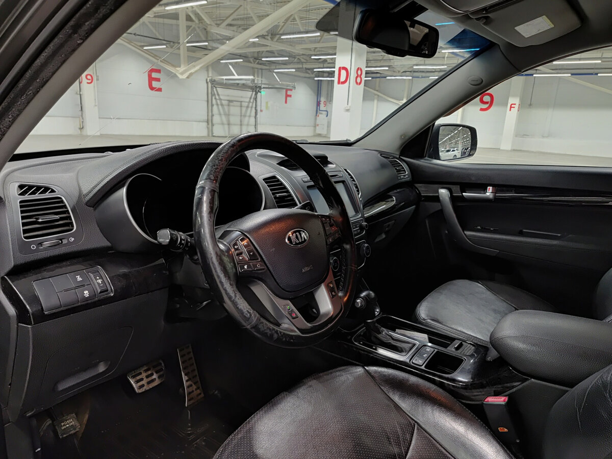 Купить Kia Sorento с пробегом. Фото: #15