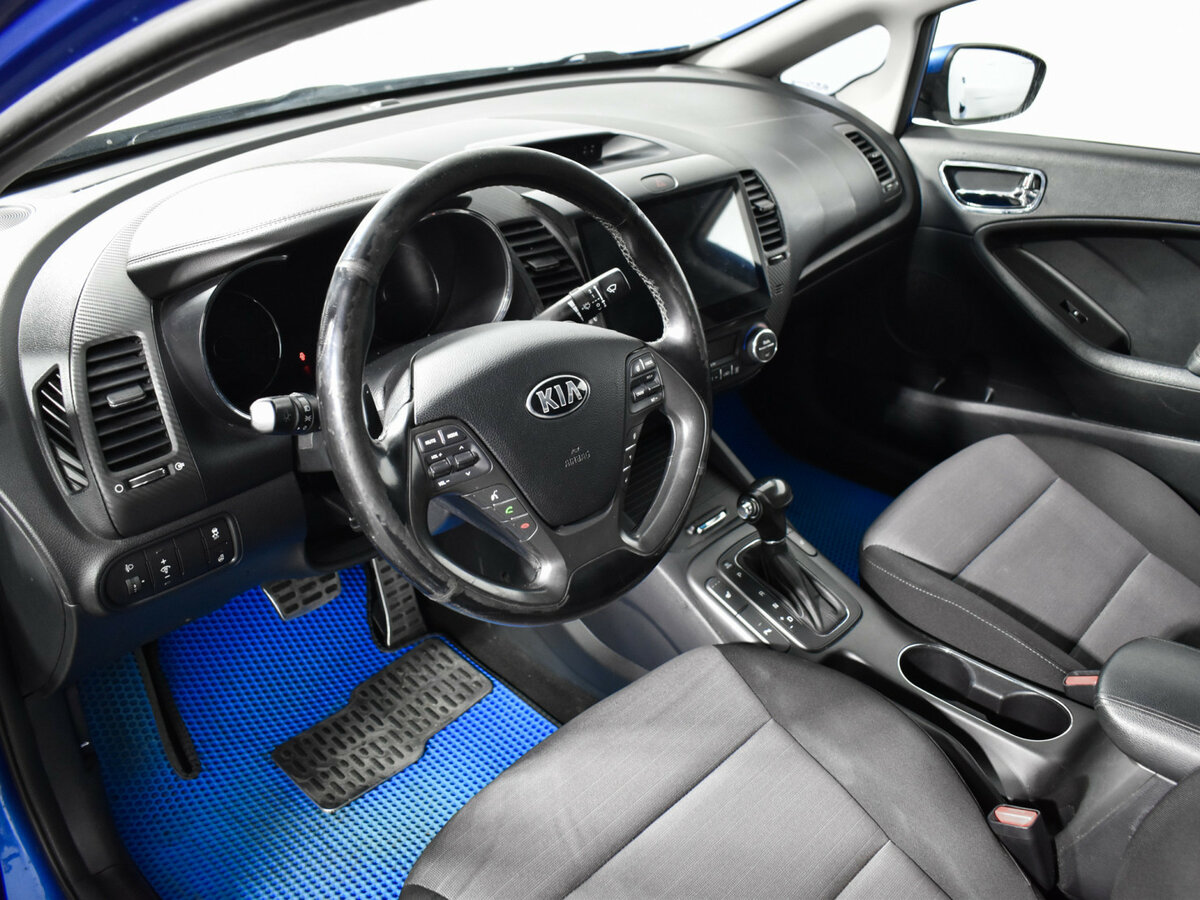 Купить Kia Cerato с пробегом. Фото: #8