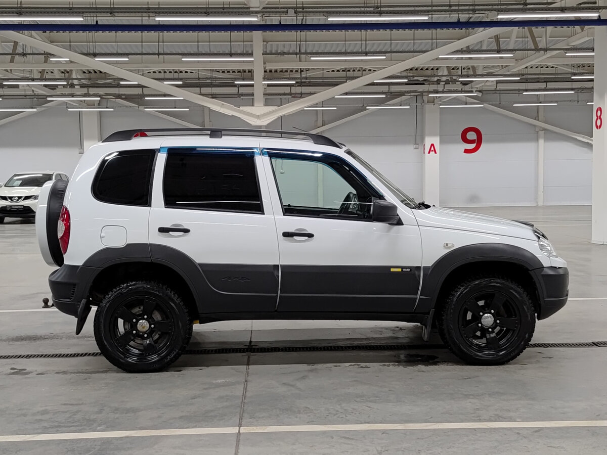 Купить Chevrolet Niva с пробегом. Фото: #3