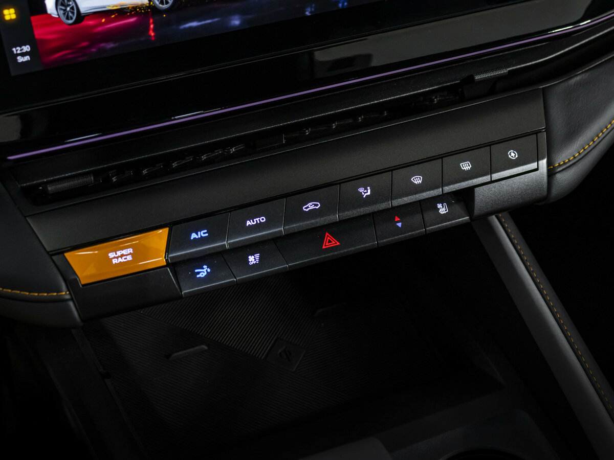 Купить Changan UNI-V с пробегом. Фото: #13