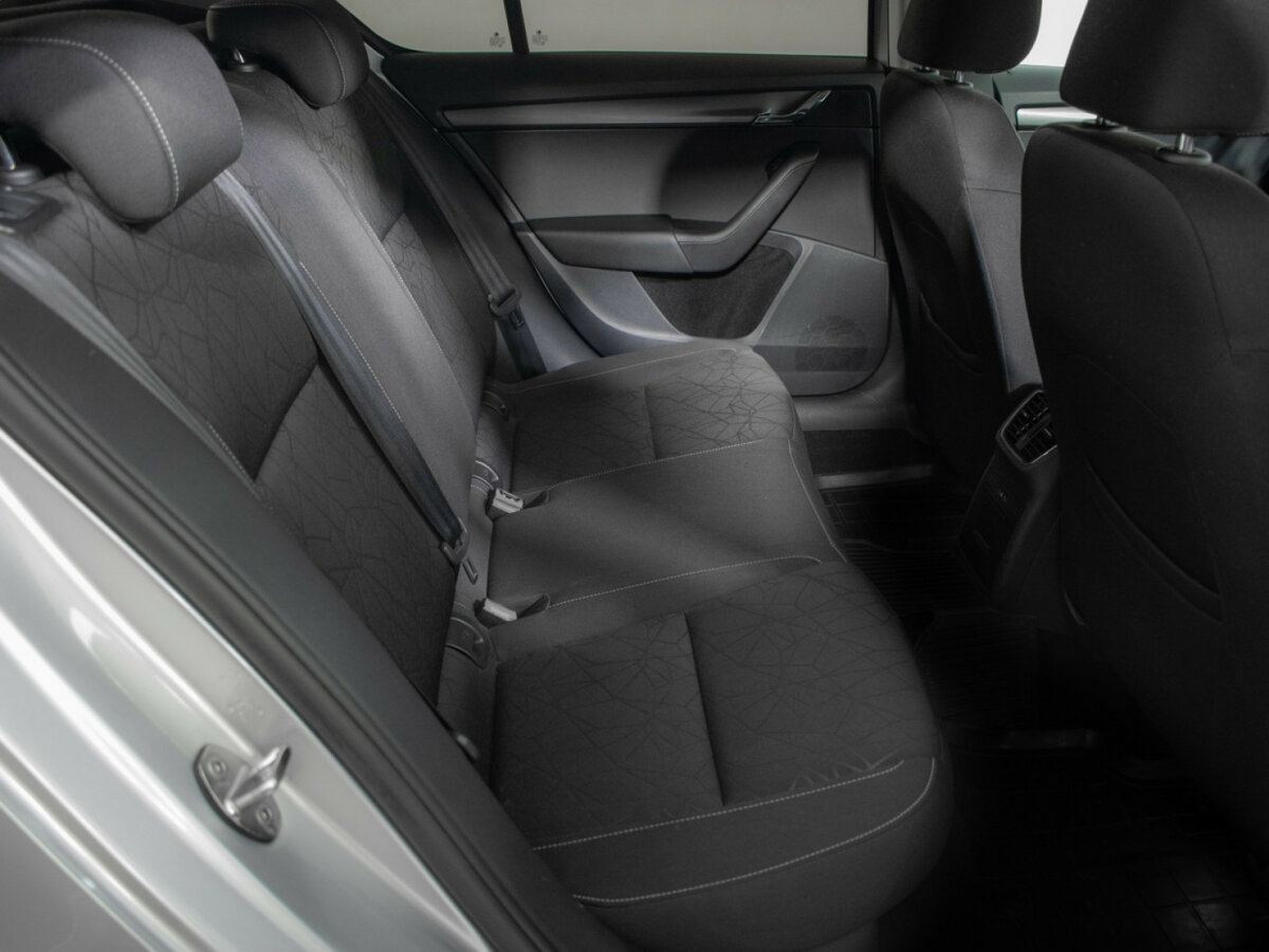 Купить Skoda Octavia с пробегом. Фото: #9