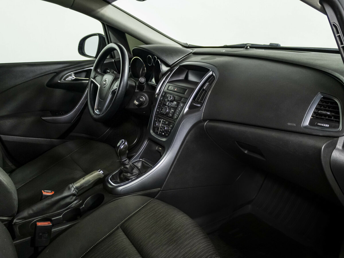 Купить Opel Astra с пробегом. Фото: #6