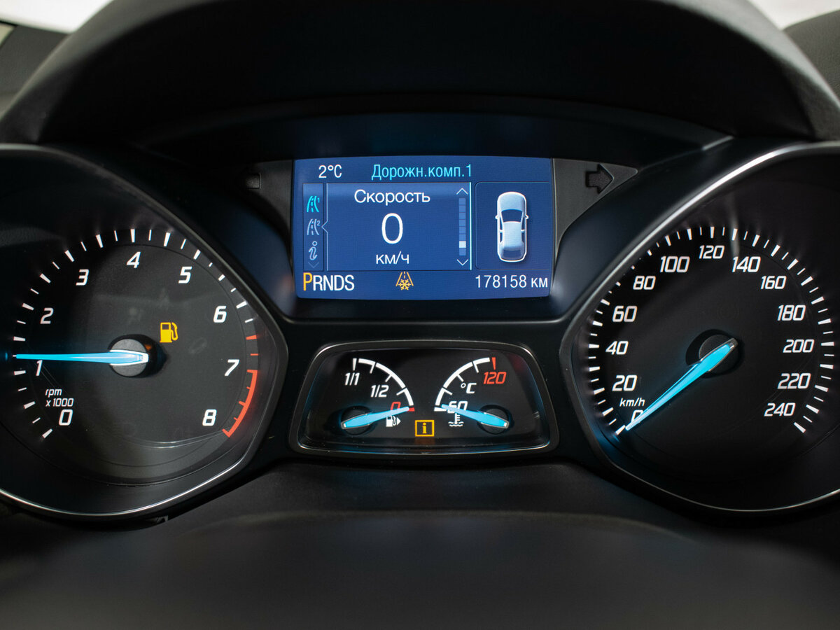 Купить Ford Kuga с пробегом. Фото: #9