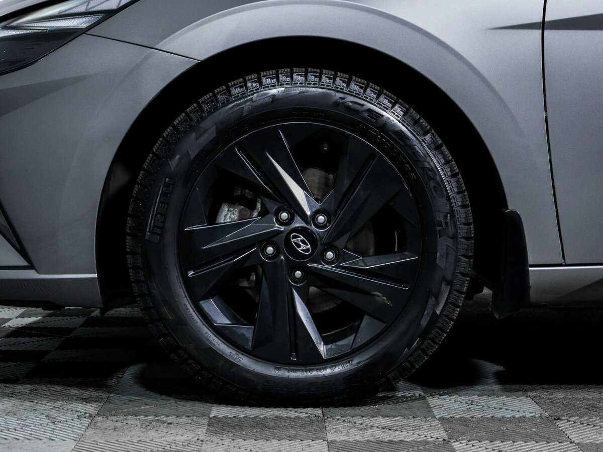 Купить Hyundai Elantra с пробегом. Фото: #12