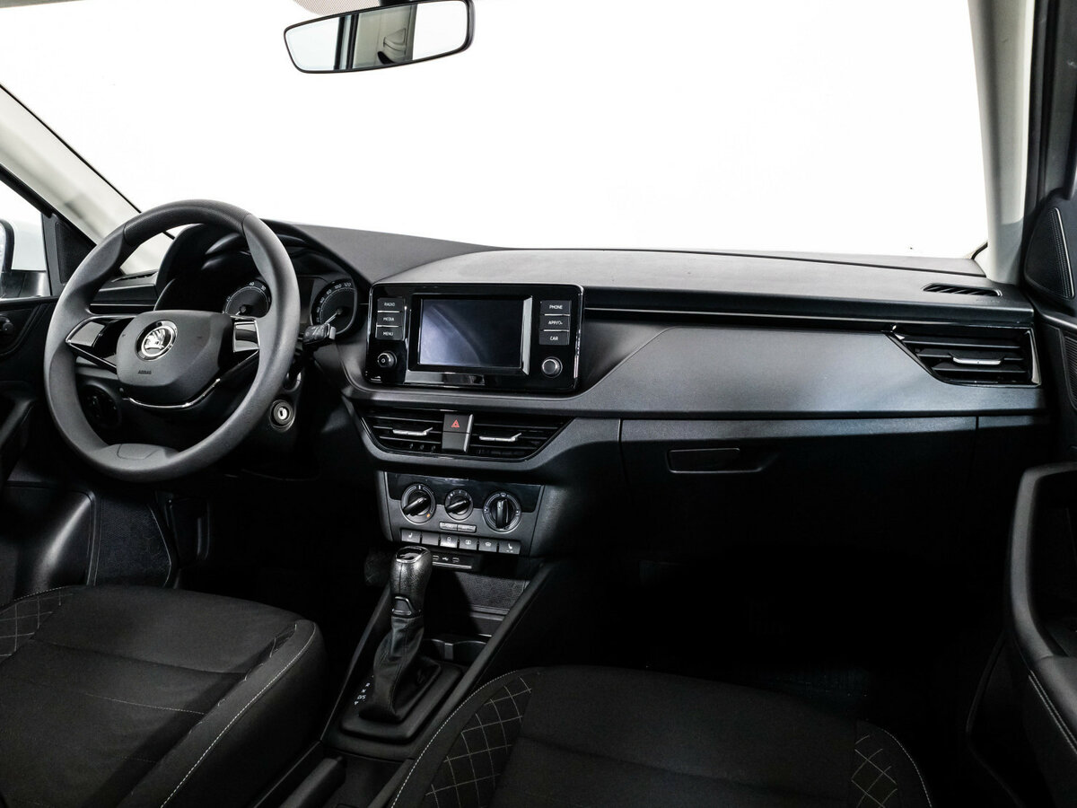 Купить Skoda Rapid с пробегом. Фото: #6