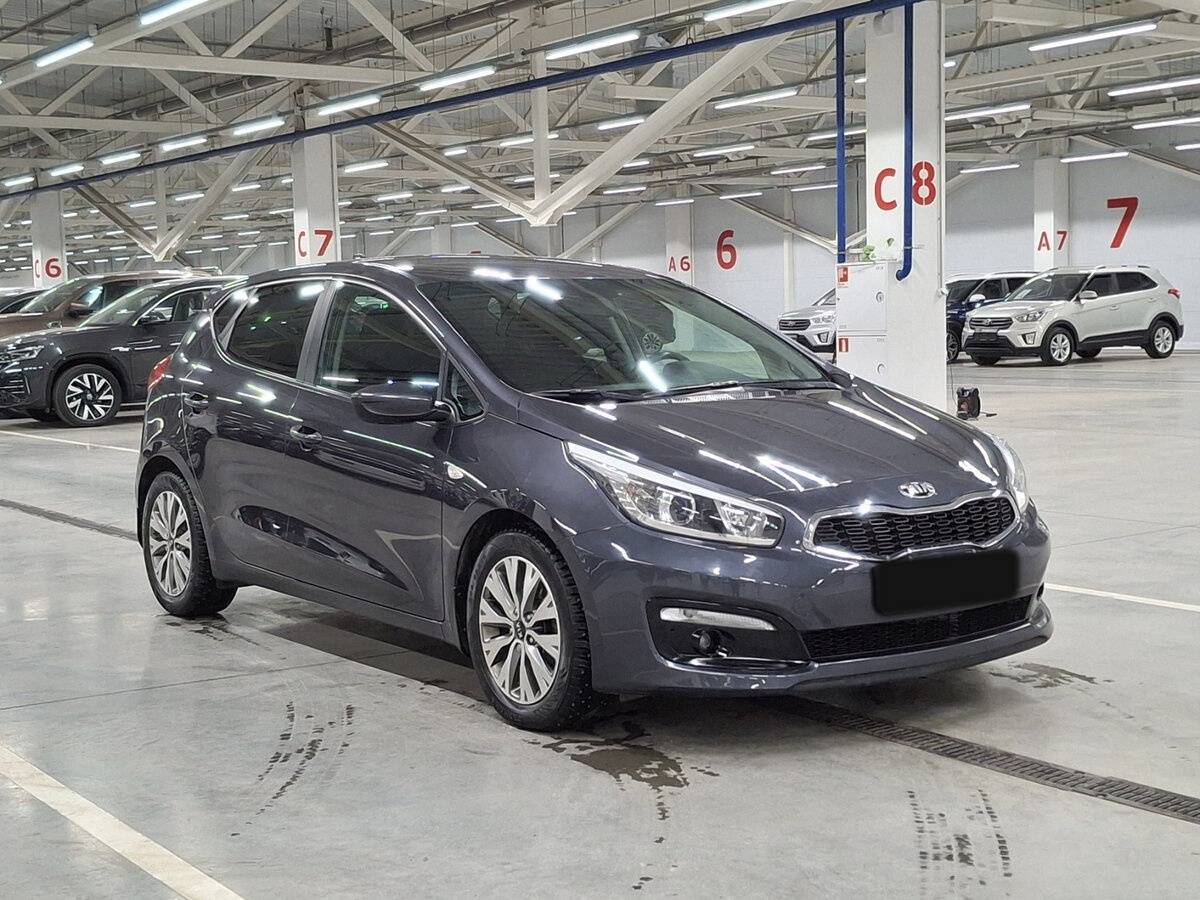 Купить Kia Ceed с пробегом. Фото: #2