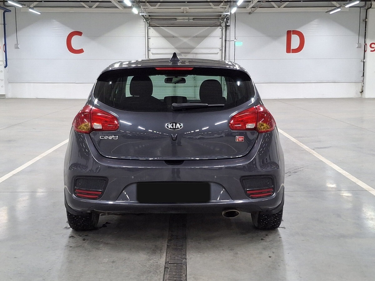 Купить Kia Ceed с пробегом. Фото: #5