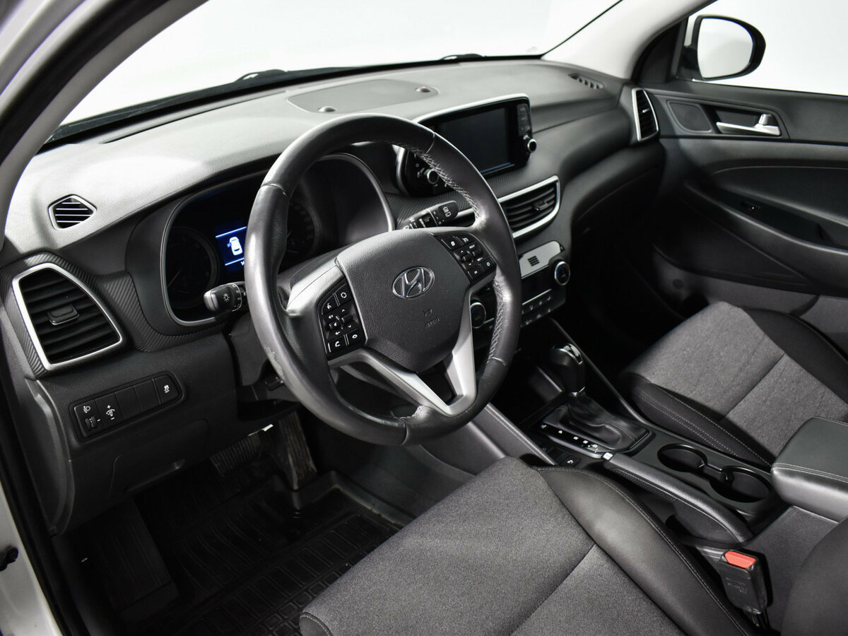 Купить Hyundai Tucson с пробегом. Фото: #8