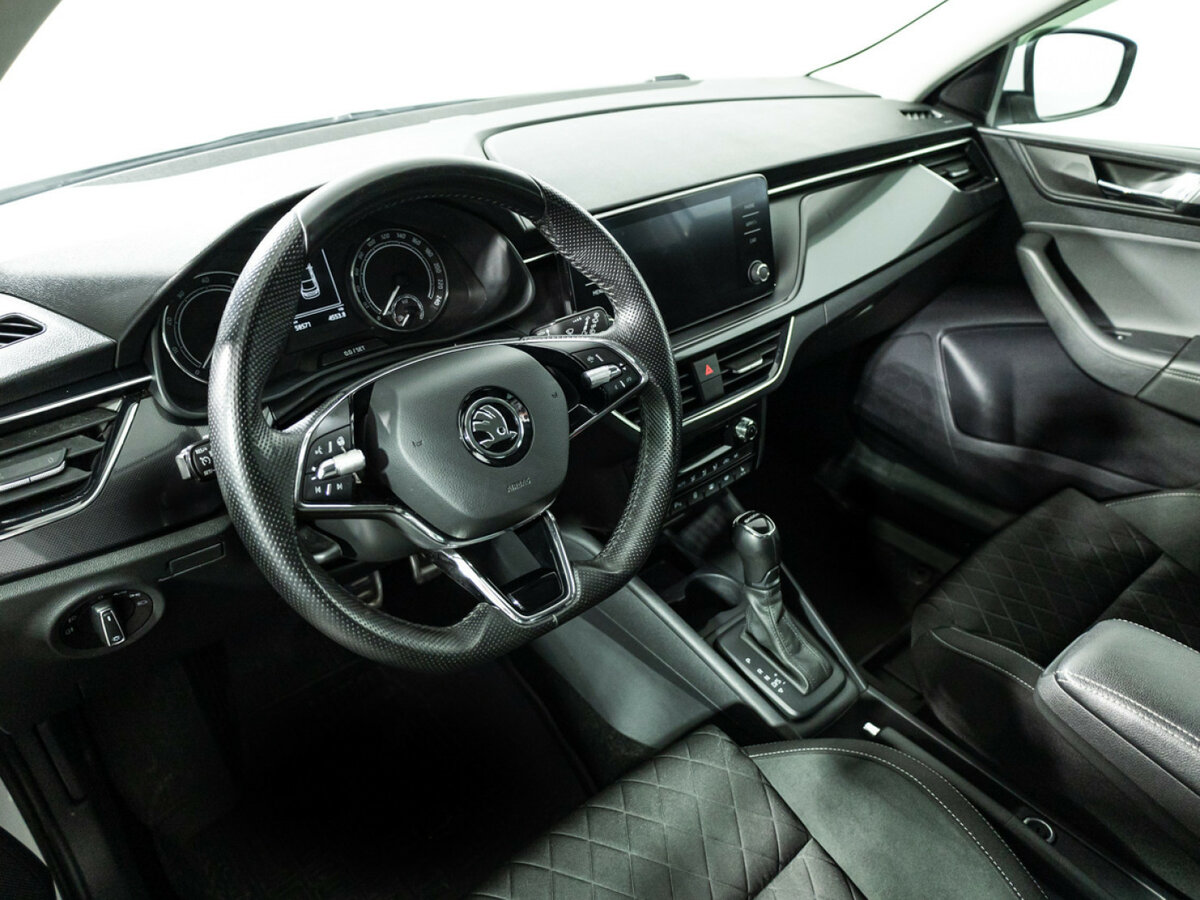 Купить Skoda Rapid с пробегом. Фото: #10