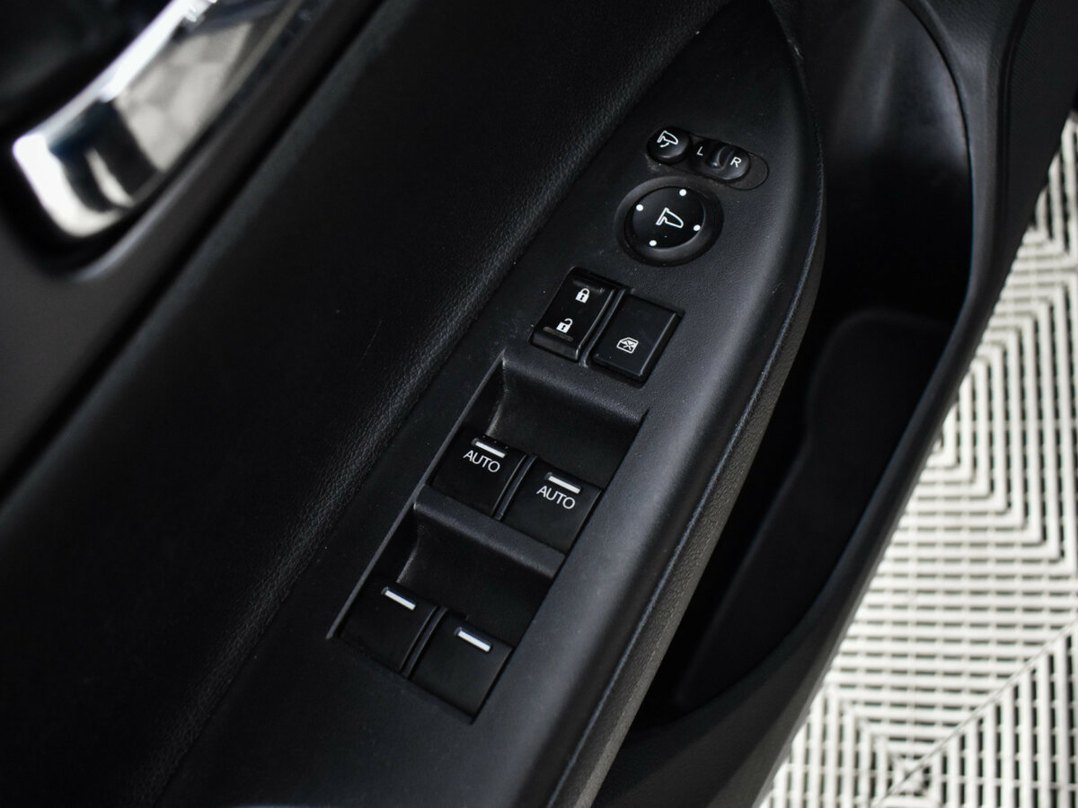 Купить Honda Accord с пробегом. Фото: #14