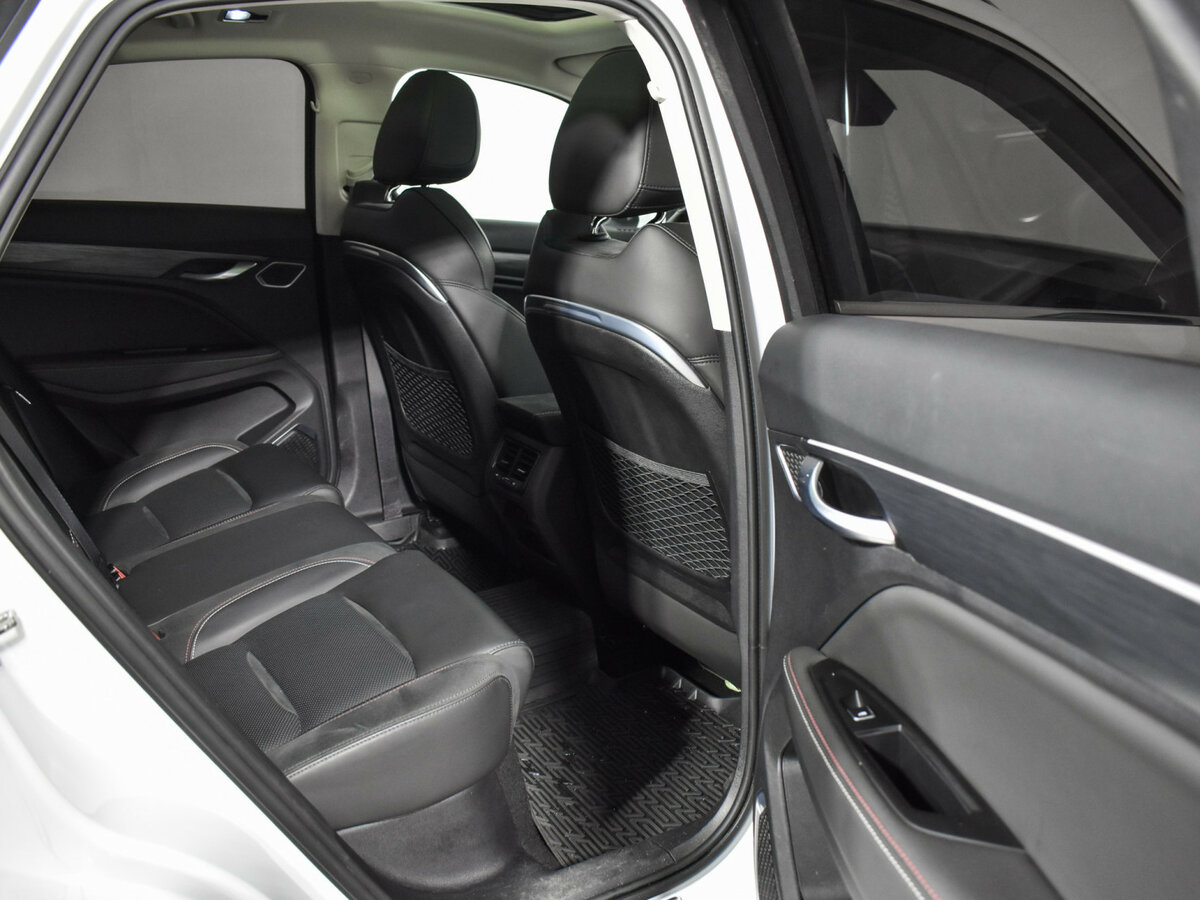 Купить Geely Tugella с пробегом. Фото: #11