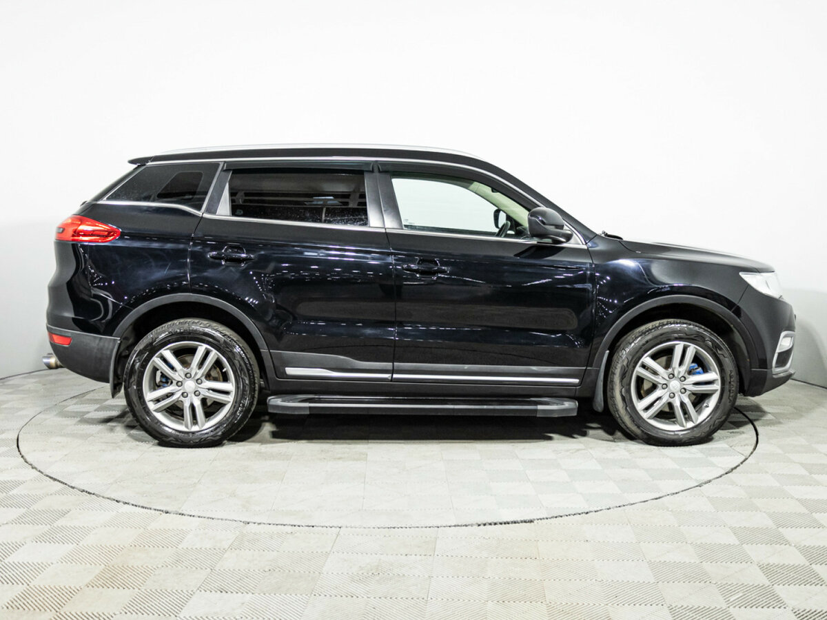 Купить Geely Atlas с пробегом. Фото: #3