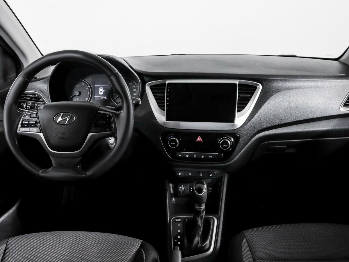 Купить Hyundai Solaris с пробегом. Фото: #9