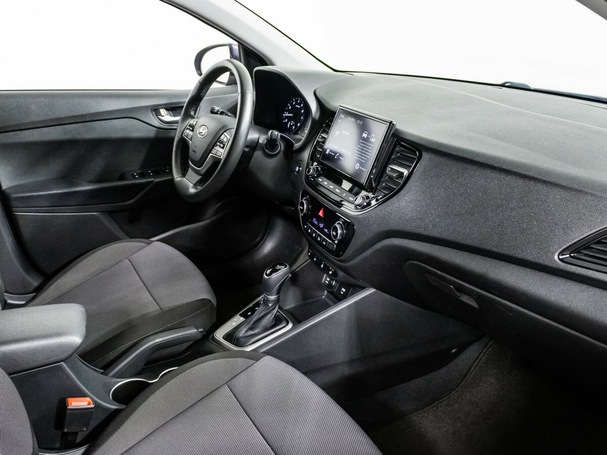 Купить Hyundai Solaris с пробегом. Фото: #6