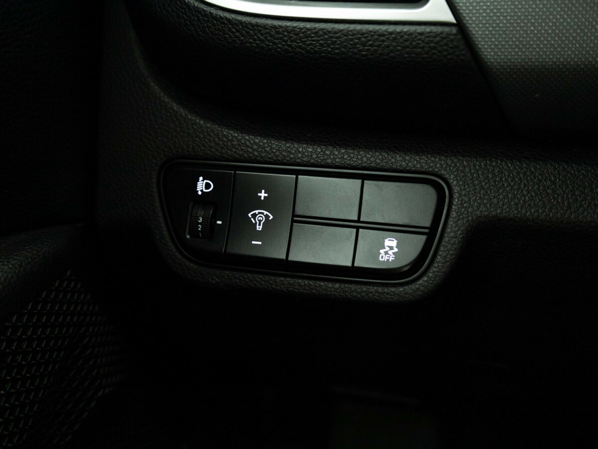 Купить Kia Seltos с пробегом. Фото: #16