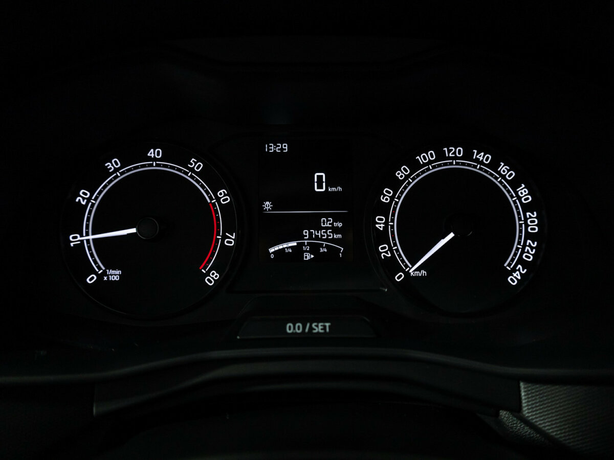 Купить Skoda Rapid с пробегом. Фото: #11