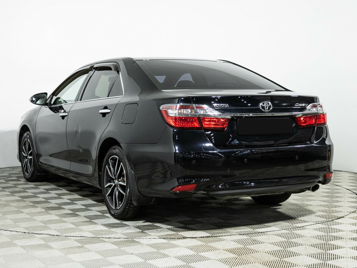 Купить Toyota Camry с пробегом. Фото: #5