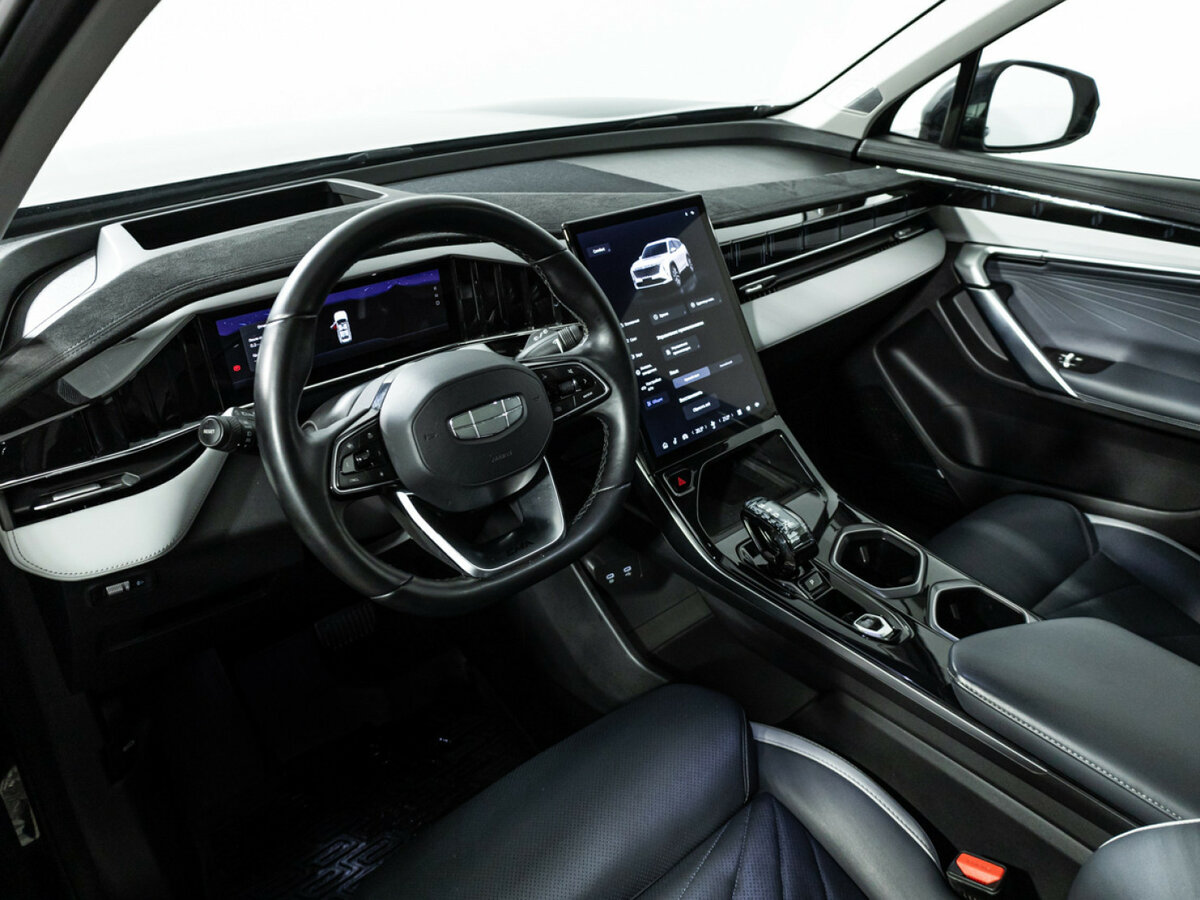 Купить Geely Atlas с пробегом. Фото: #8