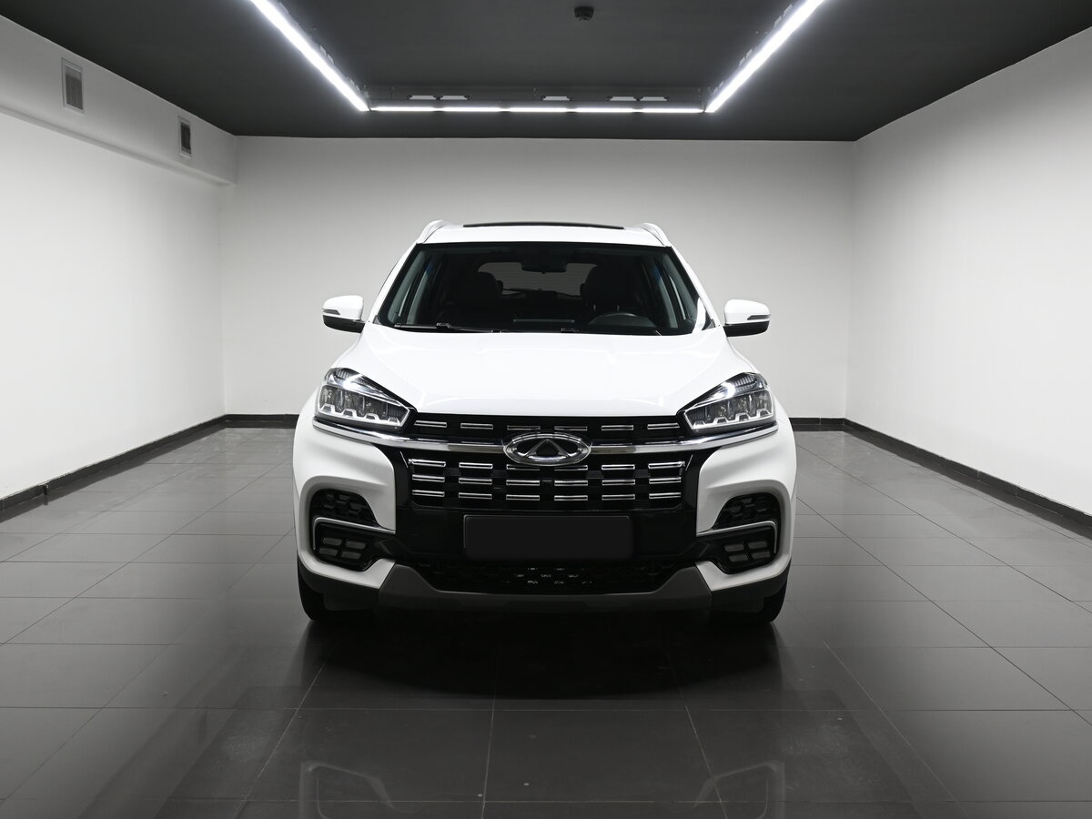 Купить Chery Tiggo 8 с пробегом. Фото: #2