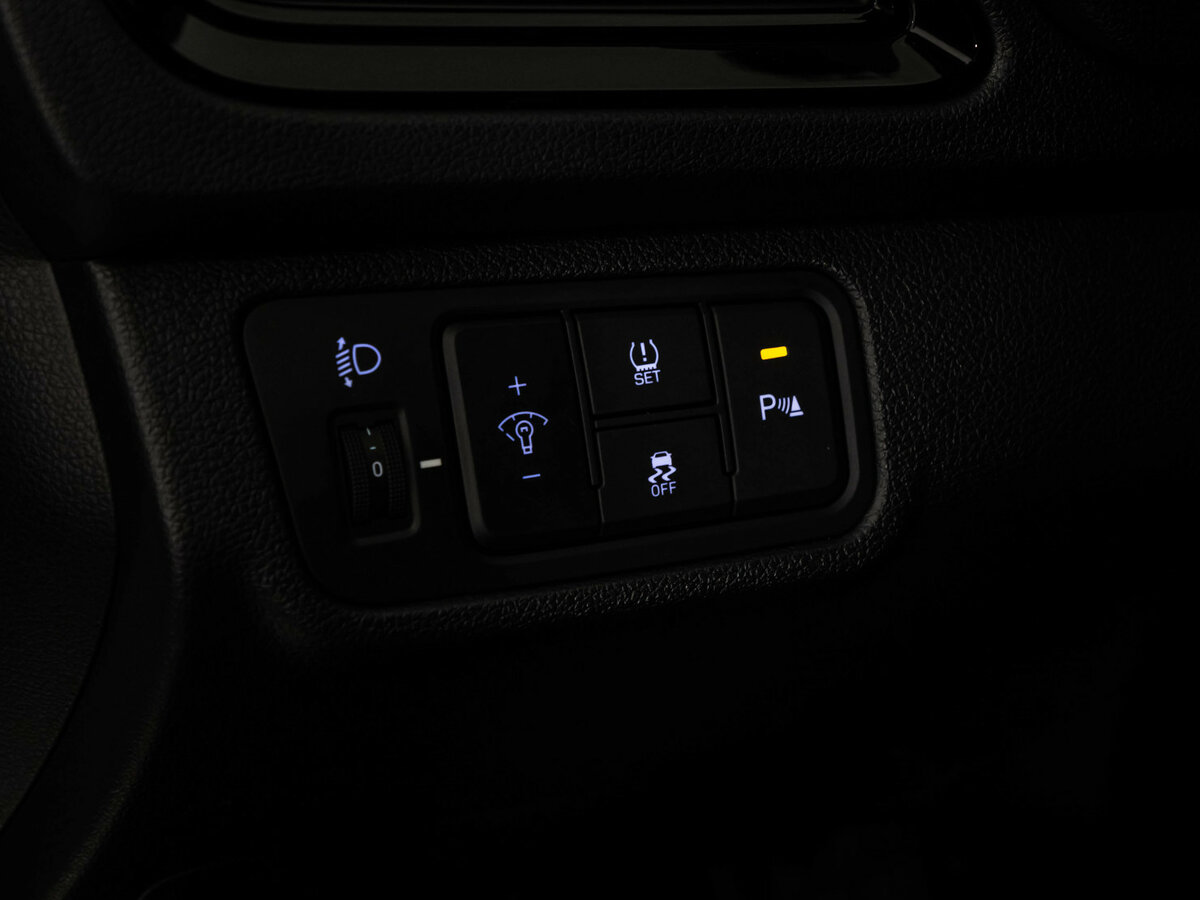 Купить Hyundai Solaris с пробегом. Фото: #14