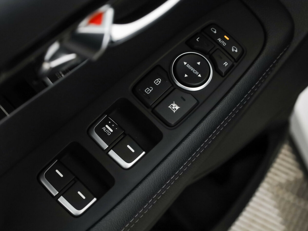 Купить Kia Sorento с пробегом. Фото: #24