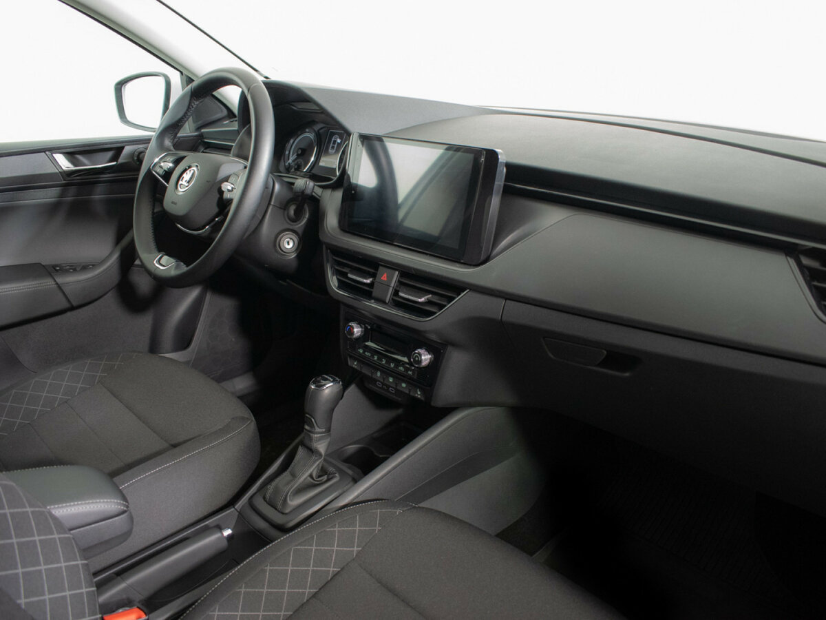 Купить Skoda Rapid с пробегом. Фото: #6