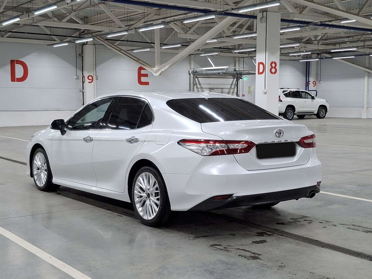 Купить Toyota Camry с пробегом. Фото: #6