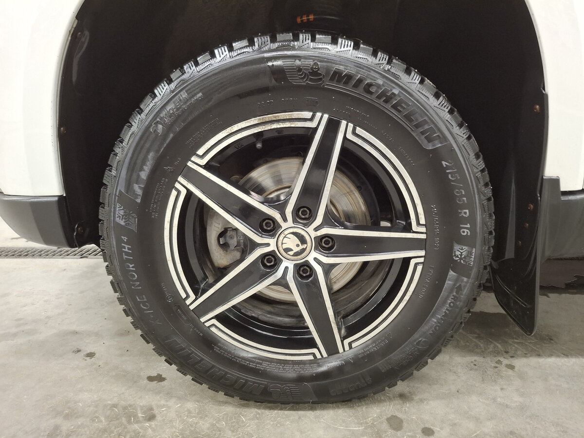 Купить Skoda Yeti с пробегом. Фото: #16