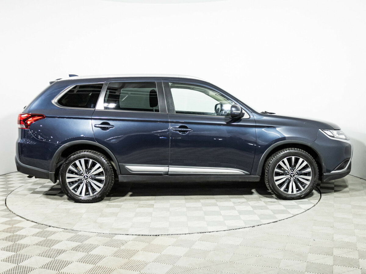 Купить Mitsubishi Outlander с пробегом. Фото: #3