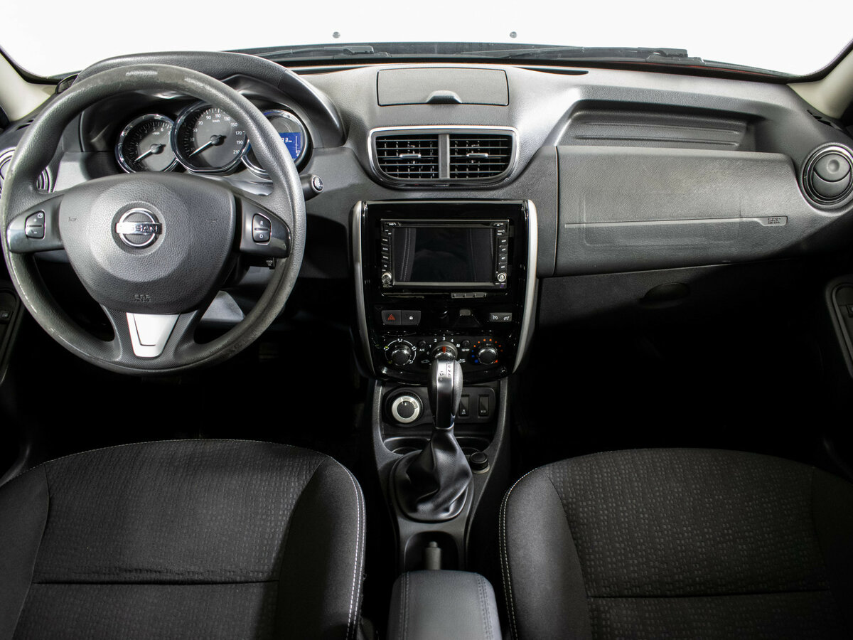 Купить Nissan Terrano с пробегом. Фото: #9