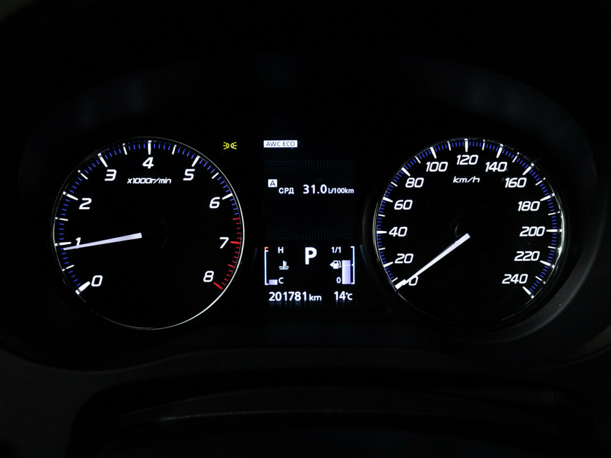 Купить Mitsubishi Outlander с пробегом. Фото: #11