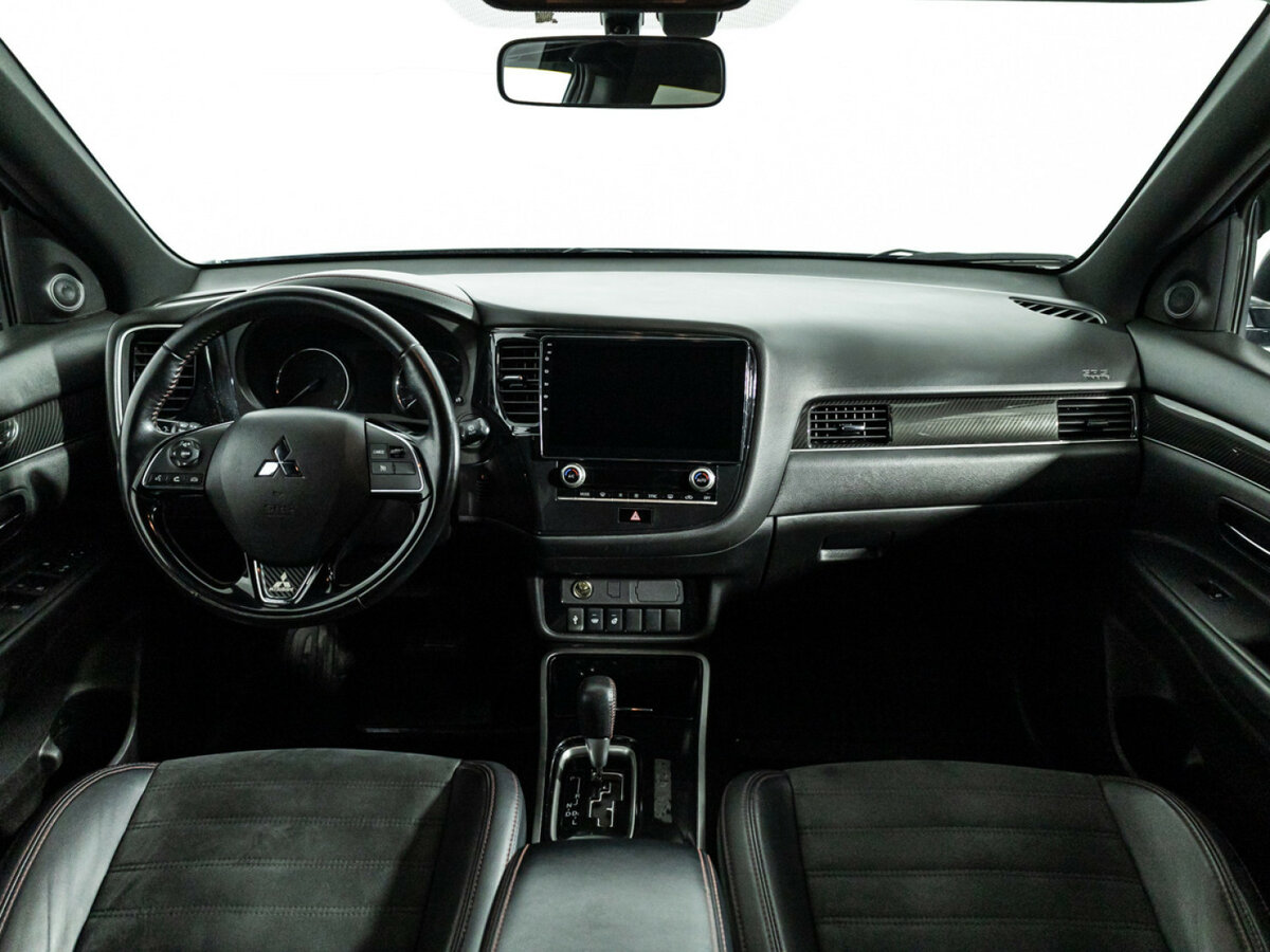 Купить Mitsubishi Outlander с пробегом. Фото: #12