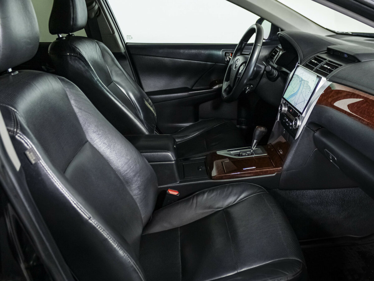 Купить Toyota Camry с пробегом. Фото: #7