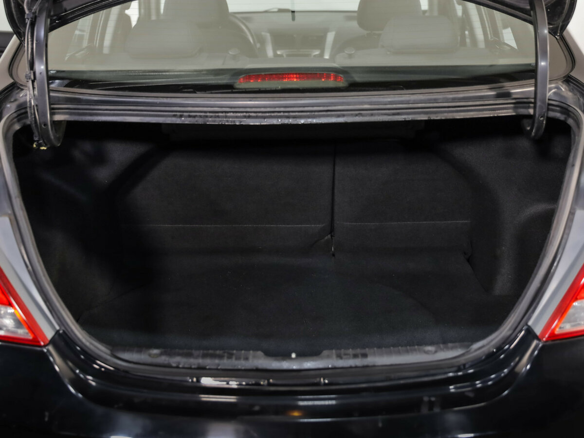 Купить Hyundai Solaris с пробегом. Фото: #20